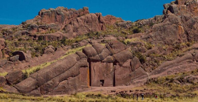 Puno: Day Tour to Chucuito, Aramu Muru and Juli