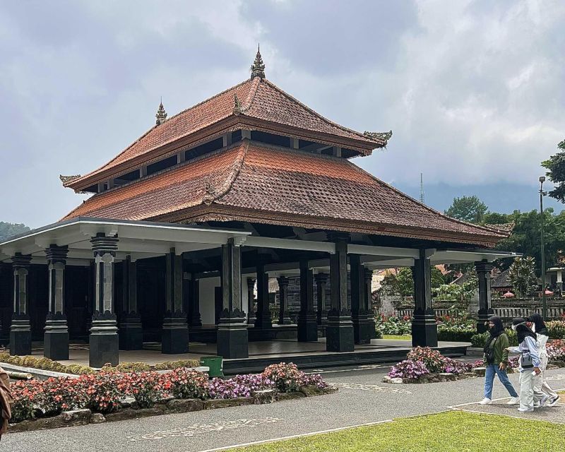 1 pura ulun danu beratan temple complex a bali walking tour Pura Ulun Danu Beratan Temple Complex: A Bali Walking Tour