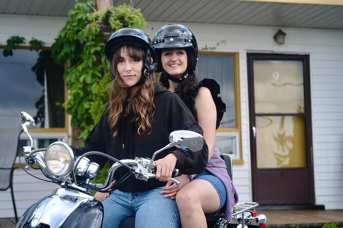 Quebec City : Double Scooter Rental – Ile Dorleans
