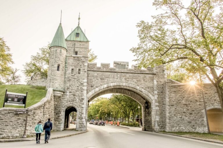 Quebec City: Guided City Tour by Bus