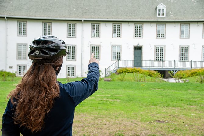 Quebec City to Montmorency Falls Bike Tour and Cable Car Ride