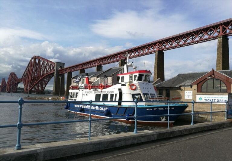 Queensferry: 1.5-Hour Maid of the Forth Sightseeing Cruise