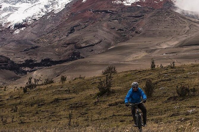 Quito Small-Group 3-Day Andes Mountain Bike and Hike Tour
