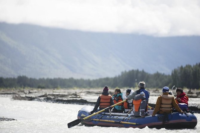 Rafting to Chilkat Bald Eagle Preserve From Haines