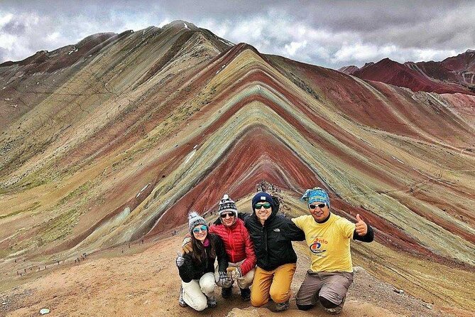 1 rainbow mountain peru full day group shared service Rainbow Mountain Perú Full Day Group Shared Service