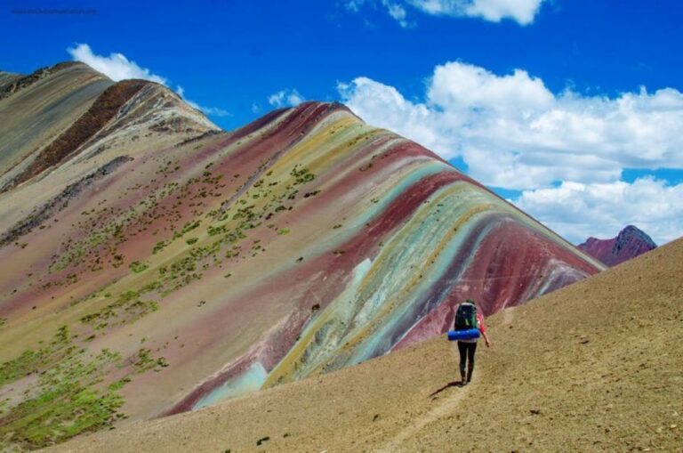 Rainbow Mountain Private Tour