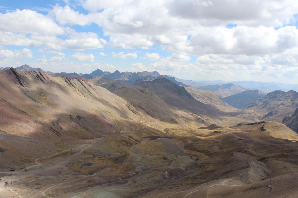 1 rainbow mountain trek 2 Rainbow Mountain Trek