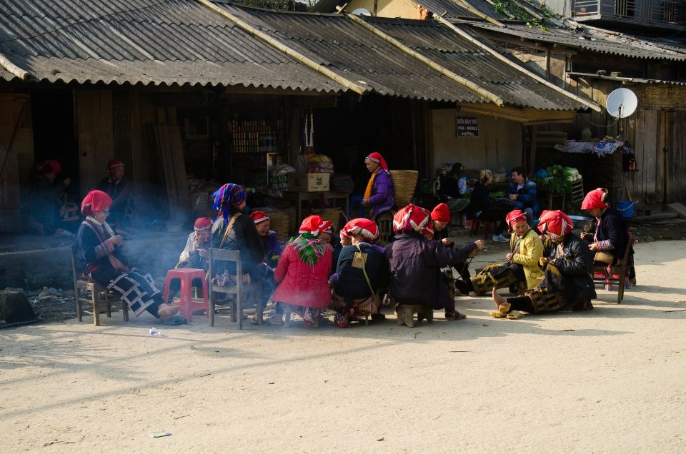 1 red dao village trek and herbal bath Red Dao Village Trek and Herbal Bath