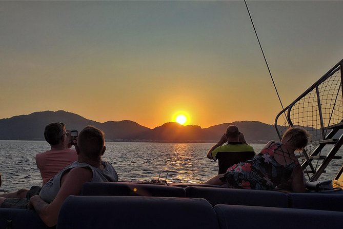 Relaxing Cruise With Lunch or Dinner in Marmaris