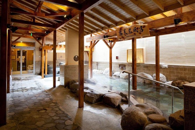 Relaxing Private Shanghai Layover Tour With Hot Spring Bath