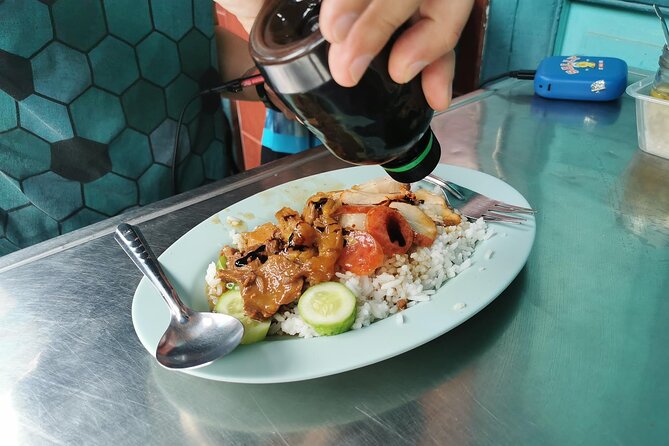 Rides on Thai Tuk-Tuk & Michelin Street Food Tasting