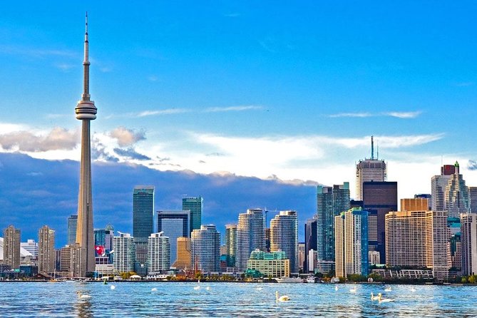 Round-Trip Transfer Between Billy Bishop Toronto (YTZ) Airport and Niagara Falls