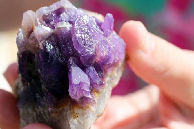 Rovaniemi: Amethyst Mine Tour & Find Your Own Gemstone