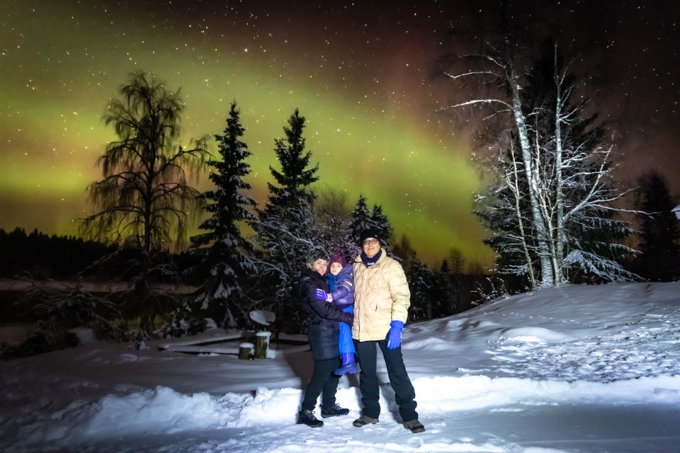 Rovaniemi: Guided Northern Lights Tour by Van - Tour Duration and Inclusions