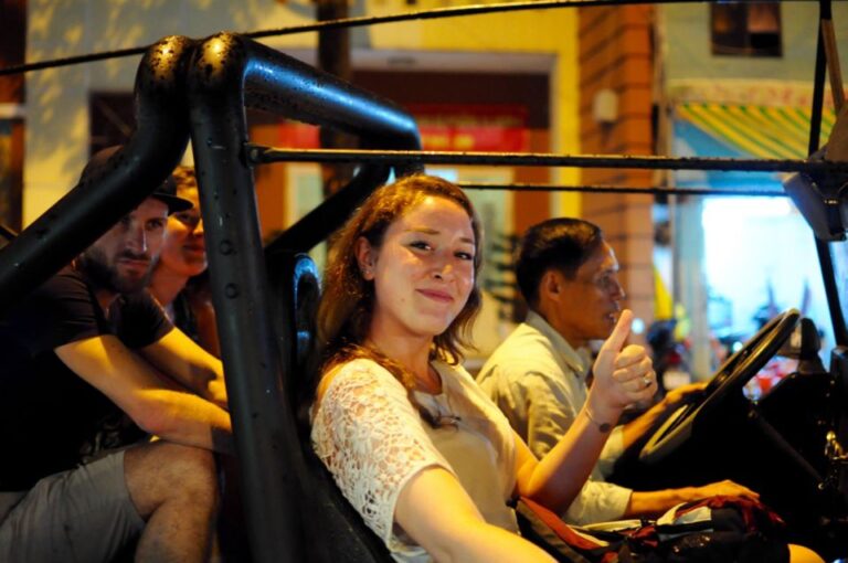 Saigon: Private Food Tour Discovery & City Tour by Jeep