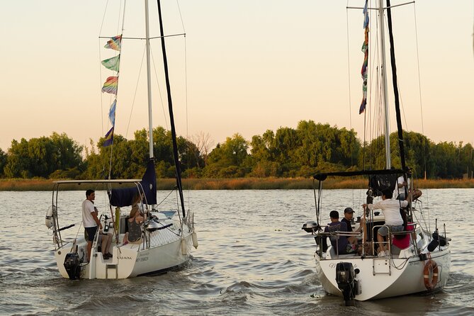 1 sail along the rio de la plata with a good wine and listening to argentine tango Sail Along the Río De La Plata With a Good Wine and Listening to Argentine Tango