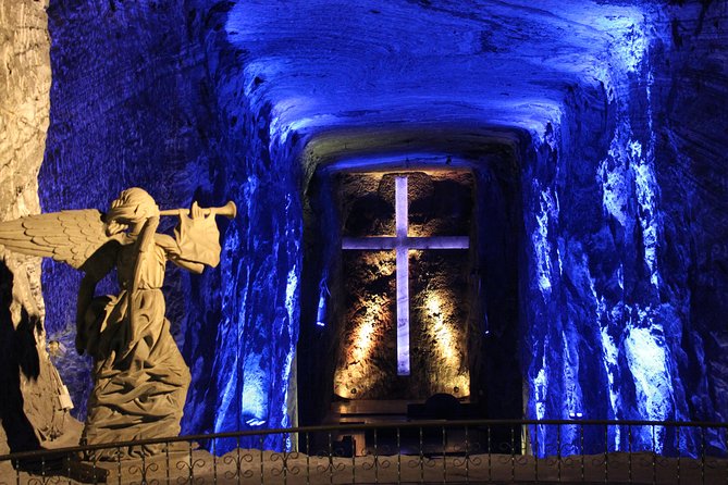 Salt Cathedral of Zipaquira Private Tour With Optional Lunch