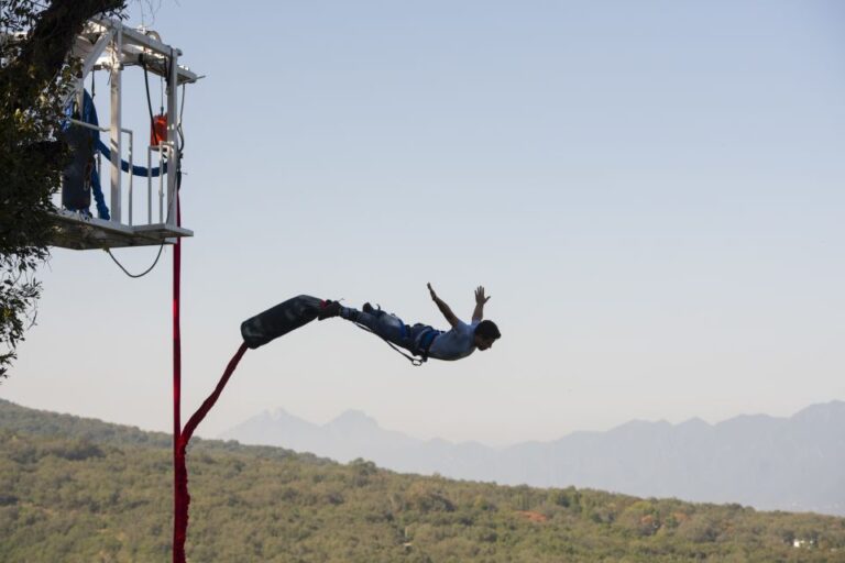 Santiago: Bungee Jumping at Cola De Caballo Park