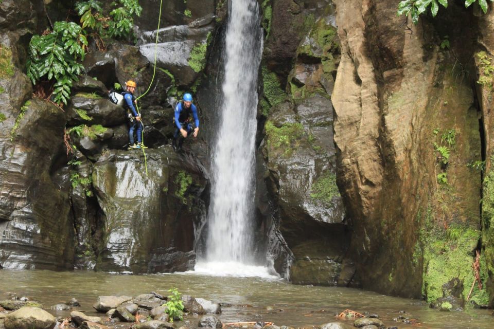 Sao Miguel: Salto Do Cabrito Guided Canyoning Experience