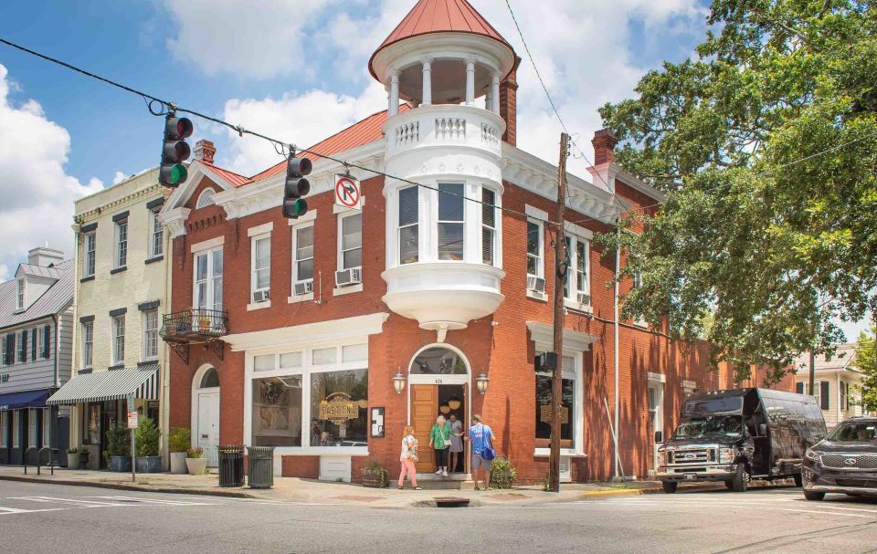 1 savannah famous and secret east side port city food tour Savannah: Famous and Secret East Side/Port City Food Tour