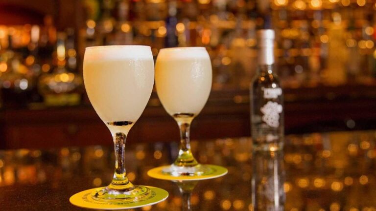 Scenic Cusco – Kukuli Show Pisco Sour