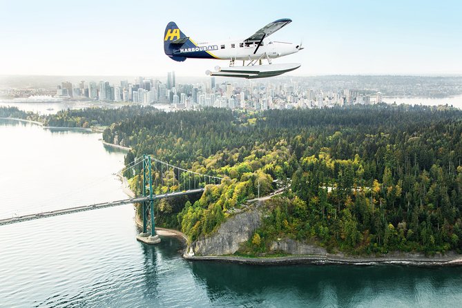 Seaplane Tour With Admission to Capilano Suspension Bridge Park