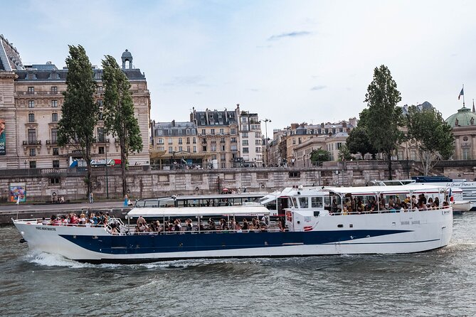 Seine River Boat Sightseeing Tickets With Audioguide