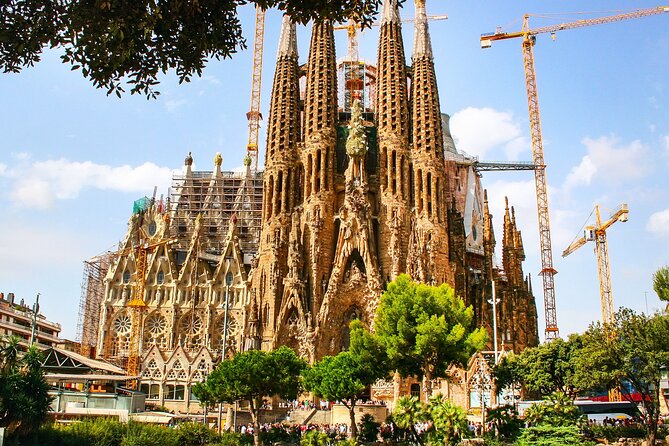 Self-Guided Audio Tour of Barcelona City