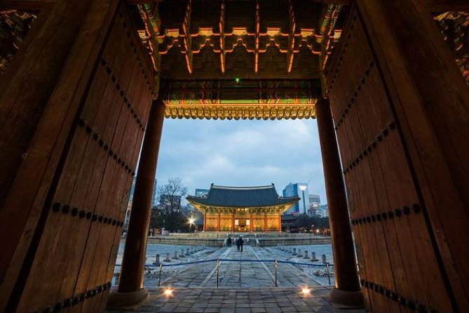 1 seoul deoksugung palace half day walking tour Seoul : Deoksugung Palace Half Day Walking Tour