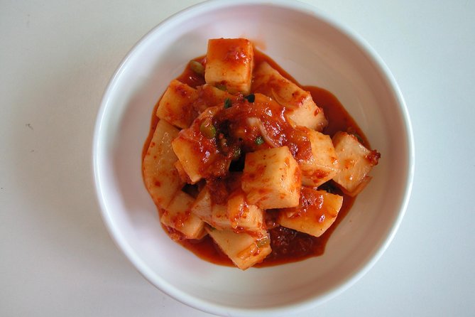 Seoul Small-Group Kimchi Making Class and Korean Market Tour (Mar )