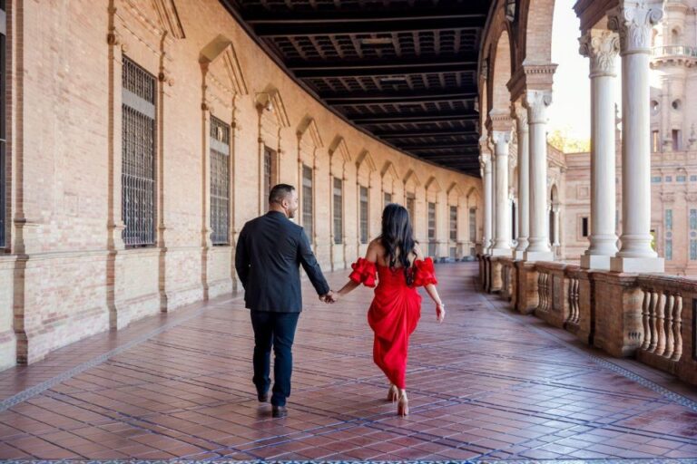 Seville: Romantic Photoshoot for Couples