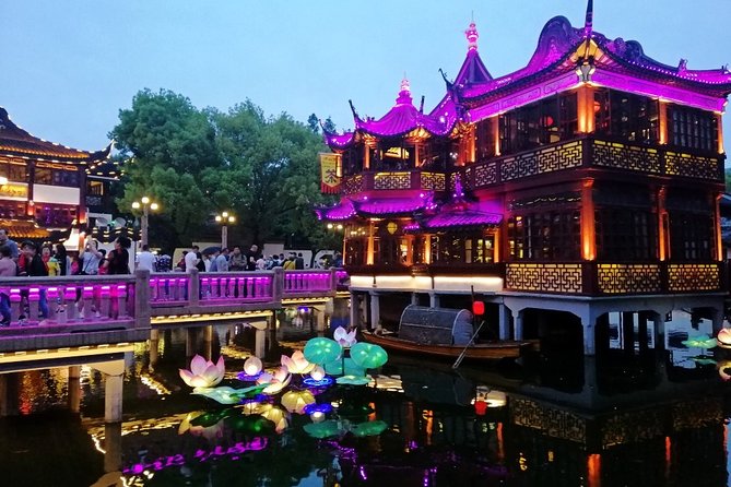 Shanghai Private Night Tour With Dim Sum Dinner