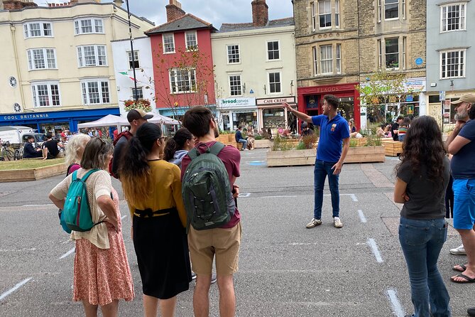 Shared Oxford Uni Walking Tour W/Opt Christ Church Entry