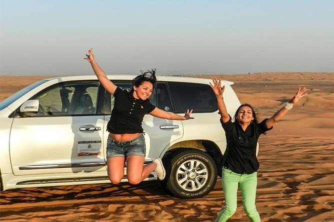 Sharing Afternoon Desert Safari From Dubai With Dinner and Camel Ride