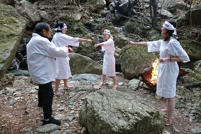Shirataki Takigyo Waterfall Meditation Experience in Toba