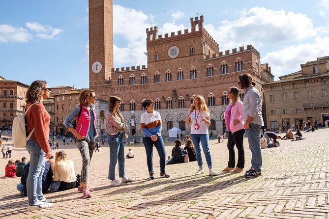 Siena Sightseeing Walking Tour With Food Tastings for Small Groups or Private