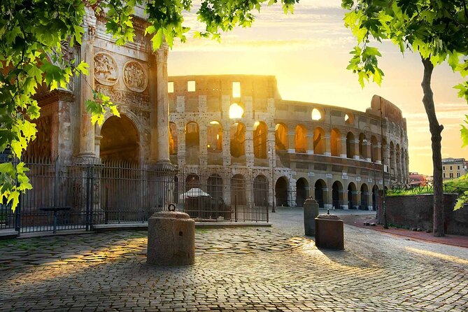Skip the Line Colosseum, Roman Forum and Palatine Hill Guided Tour