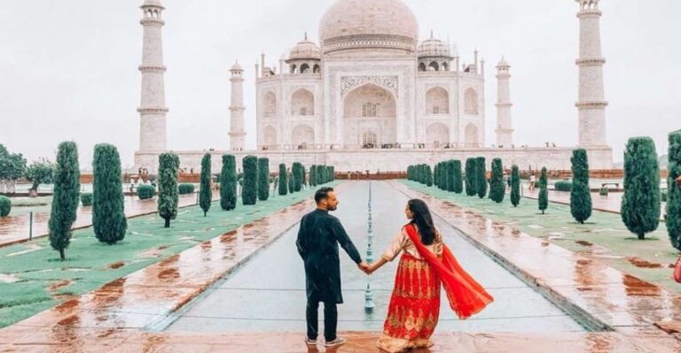 Skip the Line: Taj Mahal & Agra Fort From Delhi by Car