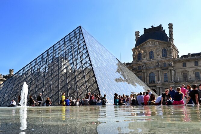 Small Group Day Trip to Paris and River Cruise From London
