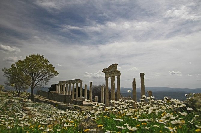 1 small group full day pergamum and asklepion tour from izmir Small-Group Full Day Pergamum and Asklepion Tour From Izmir