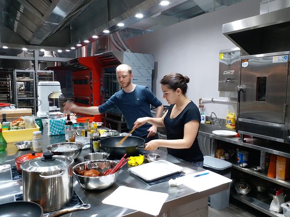 Small Group Local Market Walking Tour and Chinese Cooking Class in Hong Kong