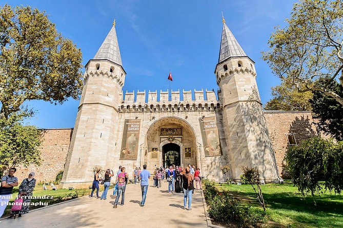 Small Group Tour: Best of Istanbul Tour With Lunch and Tickets (10 People Max)