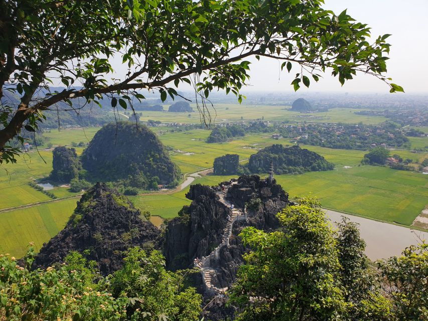 Small Group Tour From Hanoi: Mua Cave, Tam Coc, Bich Dong