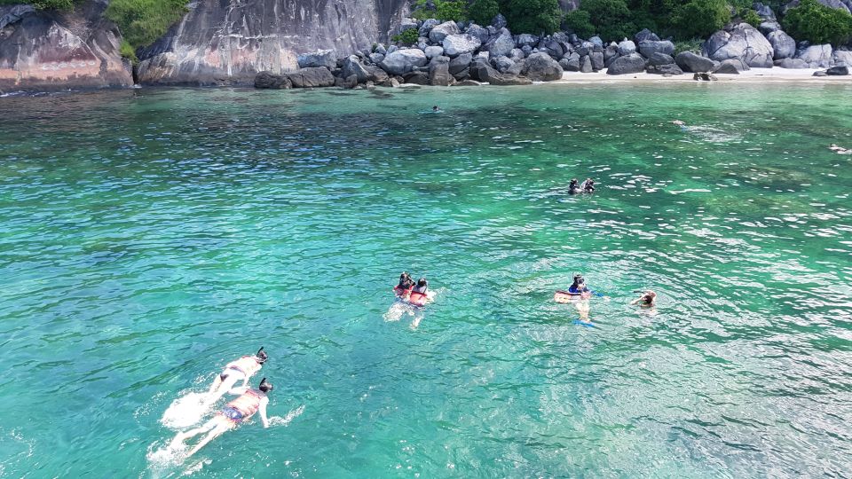 1 snorkeling cham island snorkeling tour by speed boat Snorkeling Cham Island: Snorkeling Tour by Speed Boat