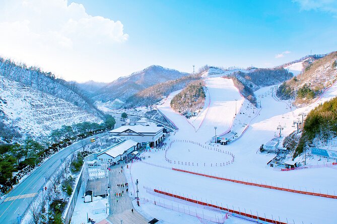 Snow or Ski Day Trip to Elysian Ski Resort From Seoul – No Shopping
