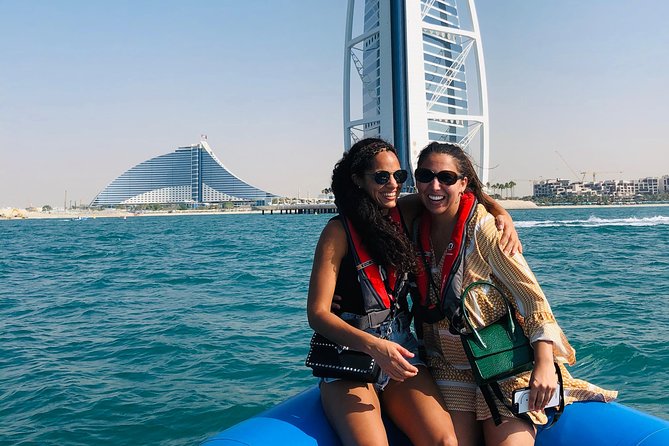 Speedboat Dubai: 60 Mins Guided Burj Al Arab & Atlantis Tour