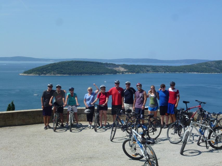 Split 3-Hour Guided Bike Tour - Starting Location and Briefing Details