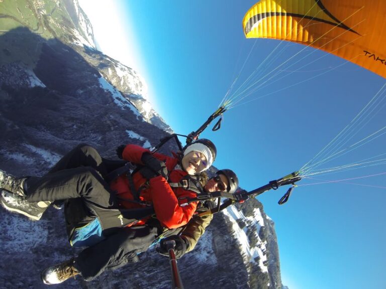 Stans: Tandem Paragliding Experience