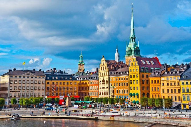 Stockholm Airport Transfers : Airport ARN to Stockholm City in Luxury Van