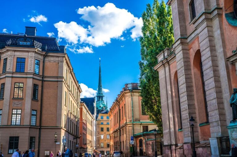Stockholm: Art and Culture Guided Walking Tour With a Local